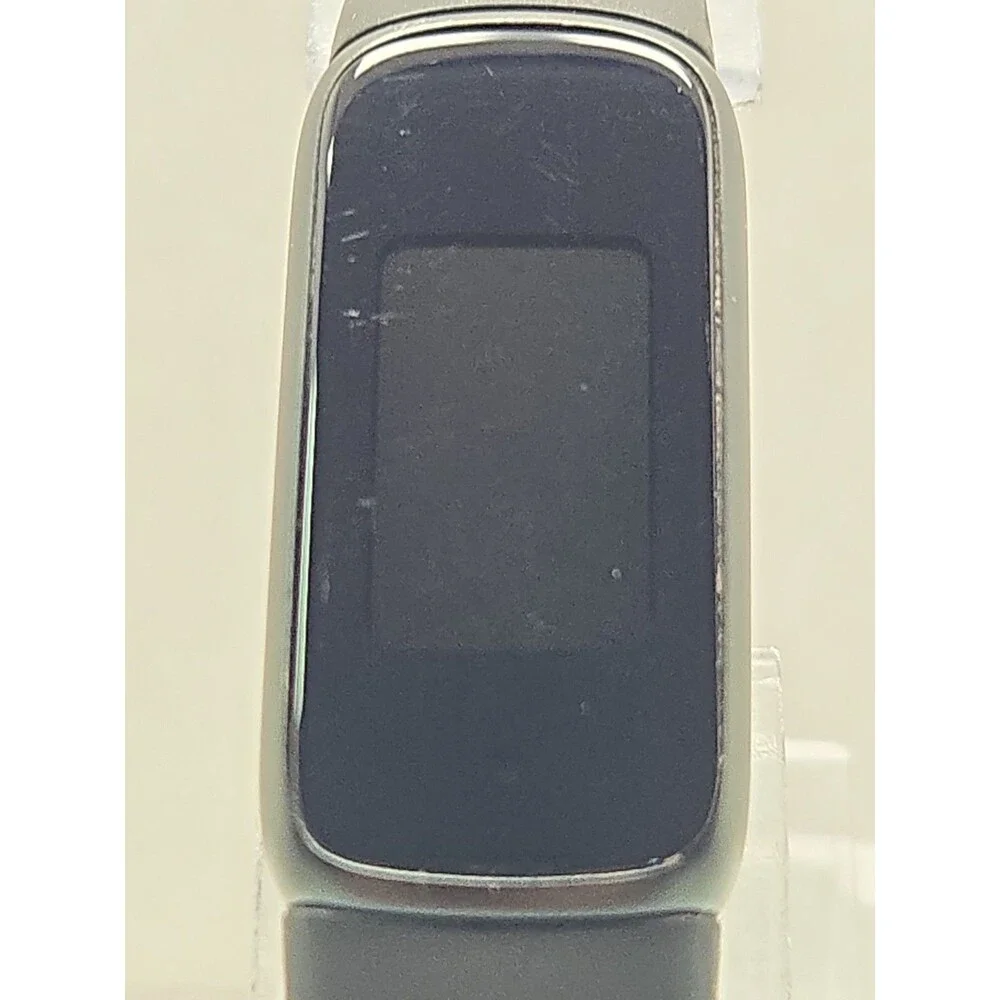 Fitbit Luxe Fitness Tracker FB422 Heart Rate Sleep Waterproof Bluetooth - Read